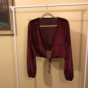 Red velvet tie from shrug
